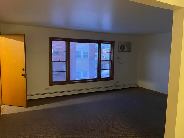 $1,100 | 12251 South Spencer Street, Unit 2E, Alsip, IL 60803