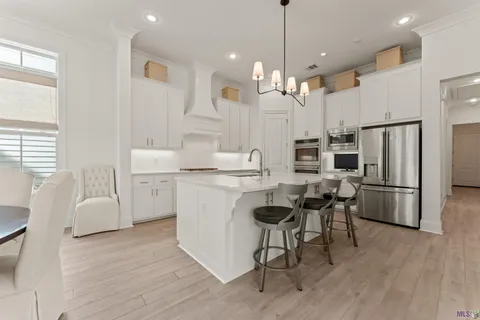 $575,000 | 5329 Mimosa Street, Baton Rouge, LA 70808