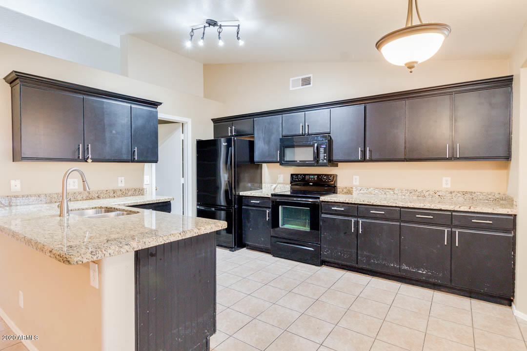 10941 East Cholla Road Mesa, AZ 85207 - Photo 14 of 43 Cholla-14