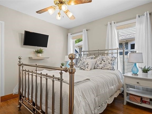 48 Newcomb Street, Unit 48 Arlington, MA 02474 - Photo 9 of 20