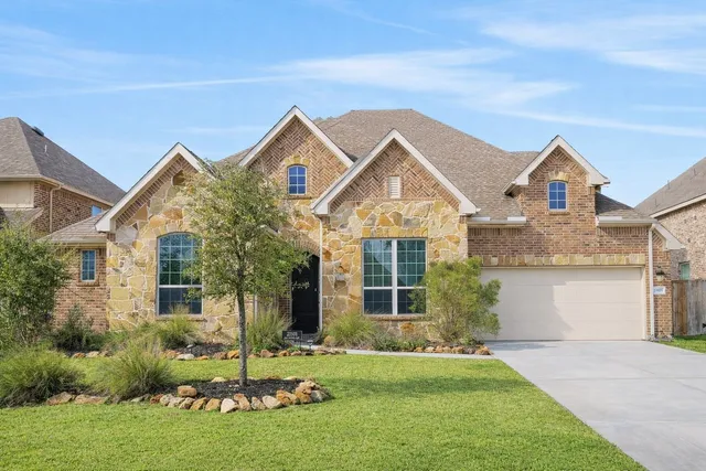 $492,000 | 23509 Red Juniper Lane, New Caney, TX 77357