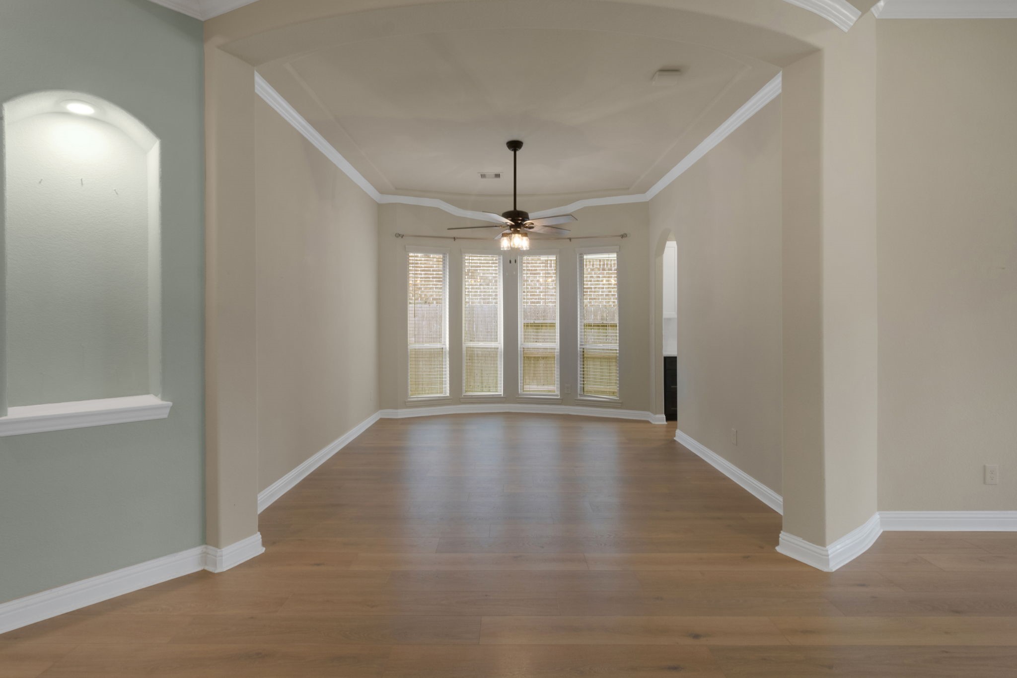 23509 Red Juniper Lane New Caney, TX 77357 - Photo 23 of 48 Dining space across from office with art niche