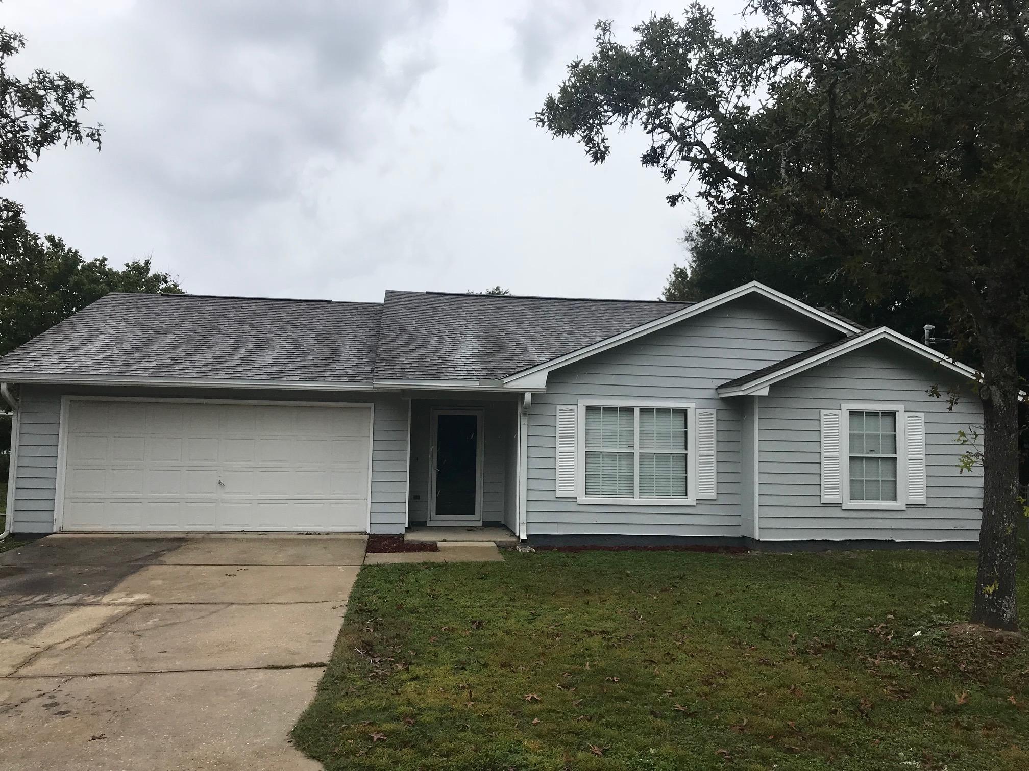 5824 Pinecrest Road Crestview, FL 32539 - Photo 3 of 18 IMG_9255