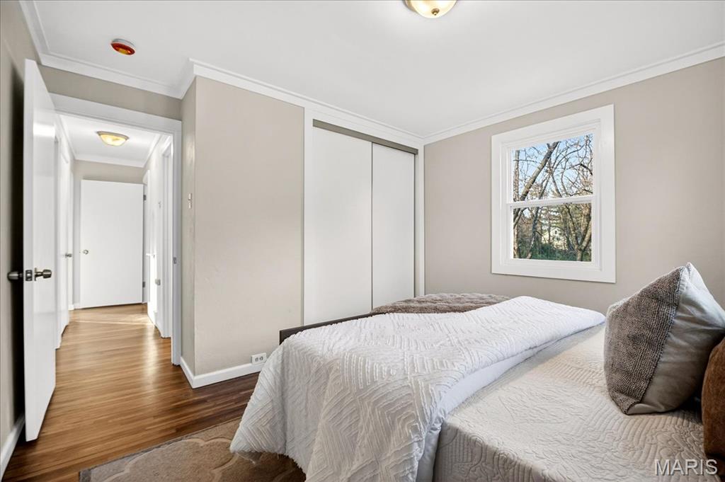 10471 Canter Way Overland, MO 63114 - Photo 15 of 35