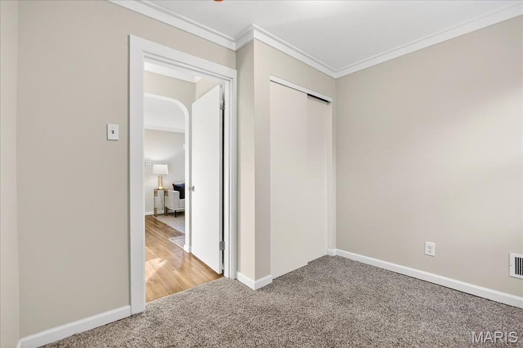 10471 Canter Way Overland, MO 63114 - Photo 17 of 35