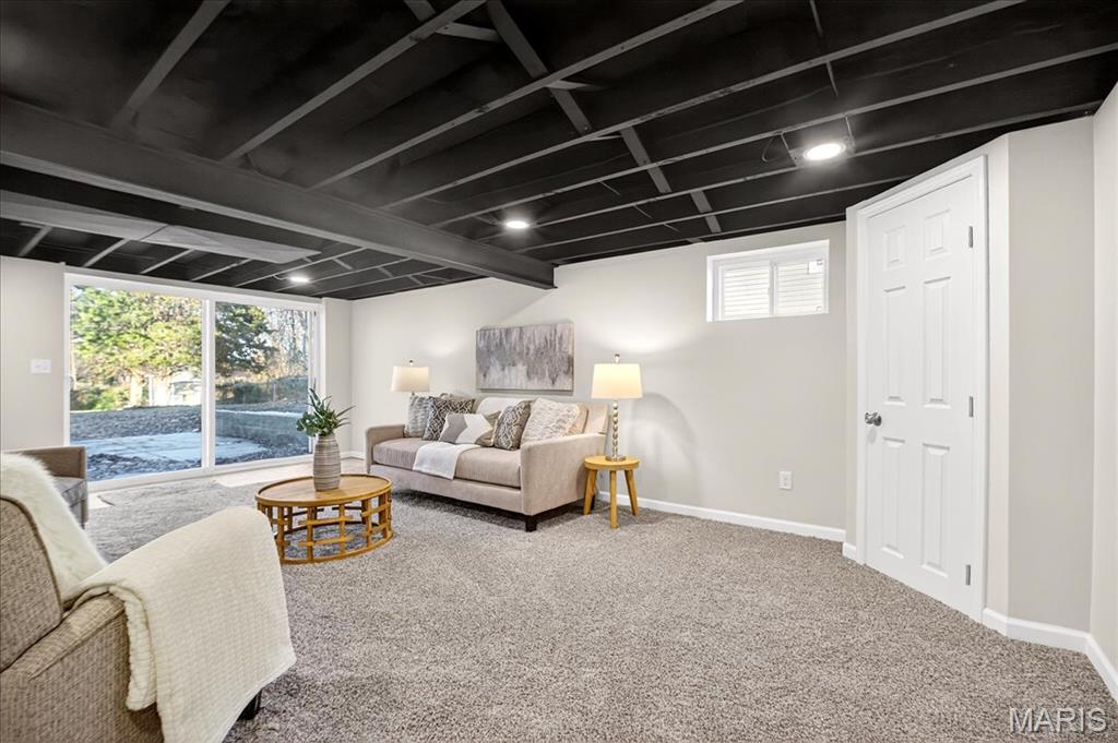 10471 Canter Way Overland, MO 63114 - Photo 23 of 35