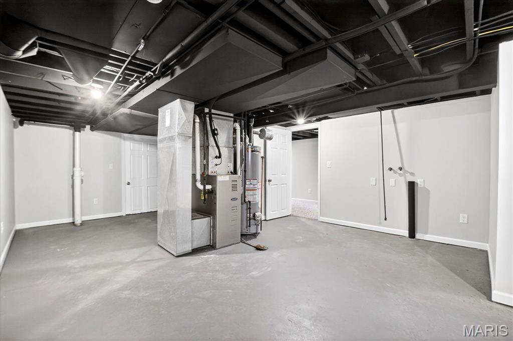 10471 Canter Way Overland, MO 63114 - Photo 29 of 35