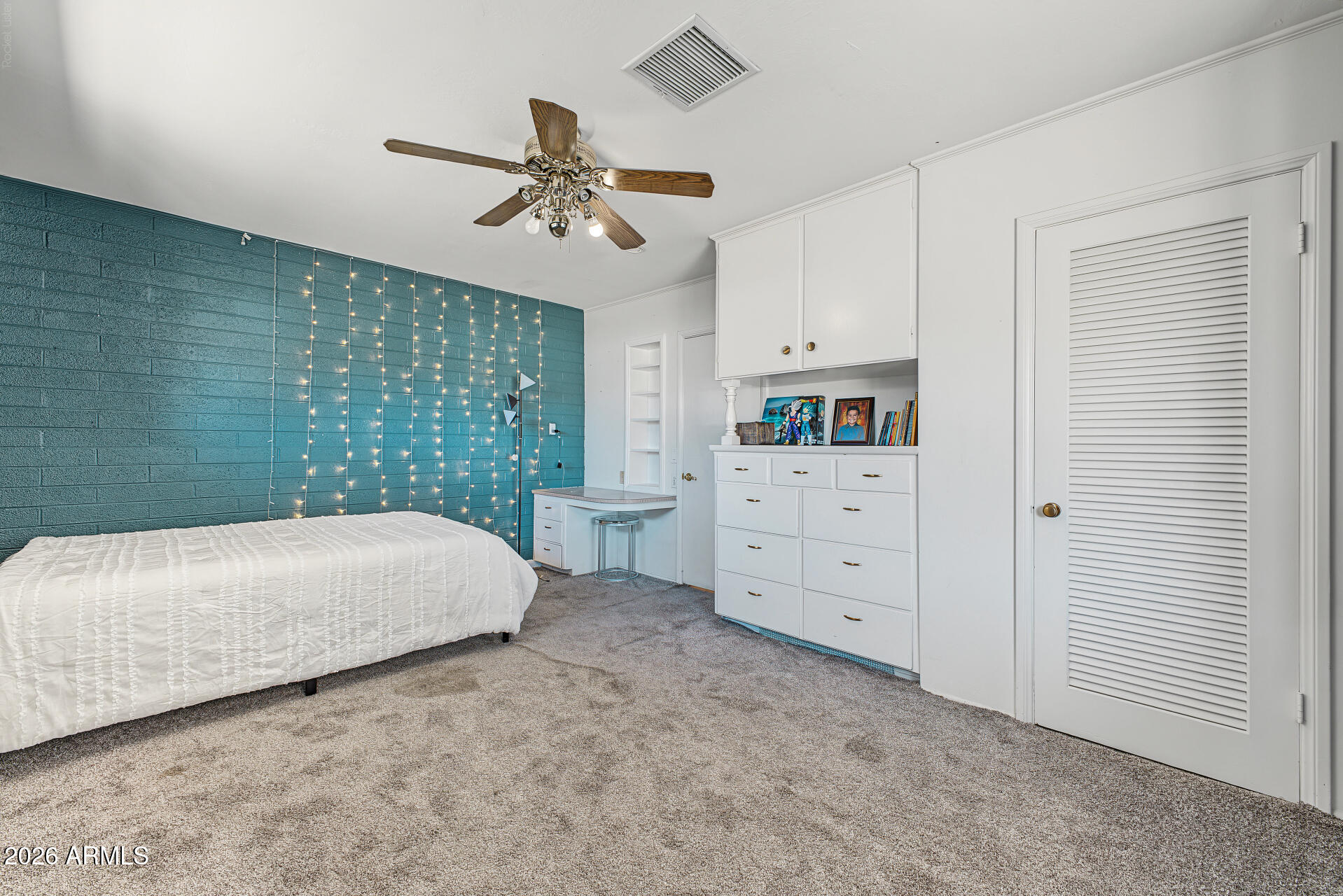 1251 North Gilbert Road Mesa, AZ 85213 - Photo 19 of 41 19