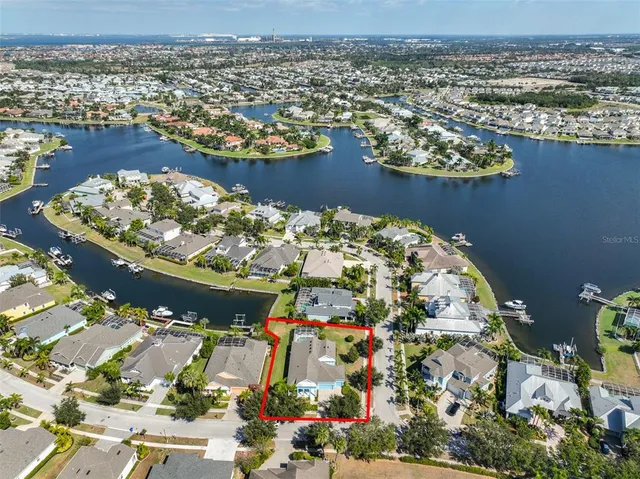 $4,900 | 613 Manns Harbor Drive, Apollo Beach, FL 33572