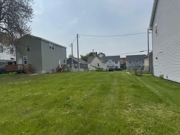 $17,000 | 1325 West Cherry Street, Unit 1327, Milwaukee, WI 53205