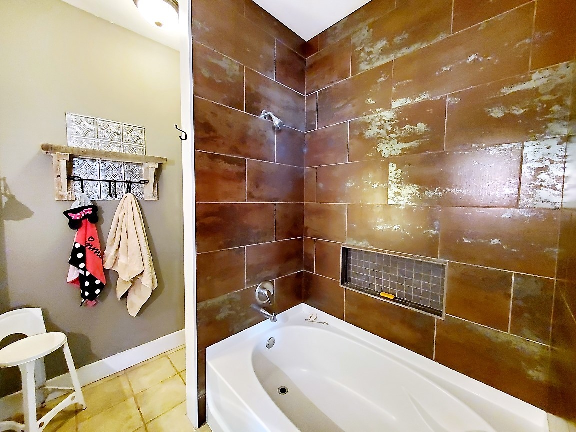 563 Hebron Road Bruceton, TN 38317 - Photo 34 of 70 Gallery Image 34