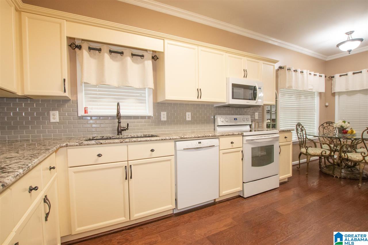 104 Blue Spring Circle Alabaster, AL 35007 - Photo 14 of 40