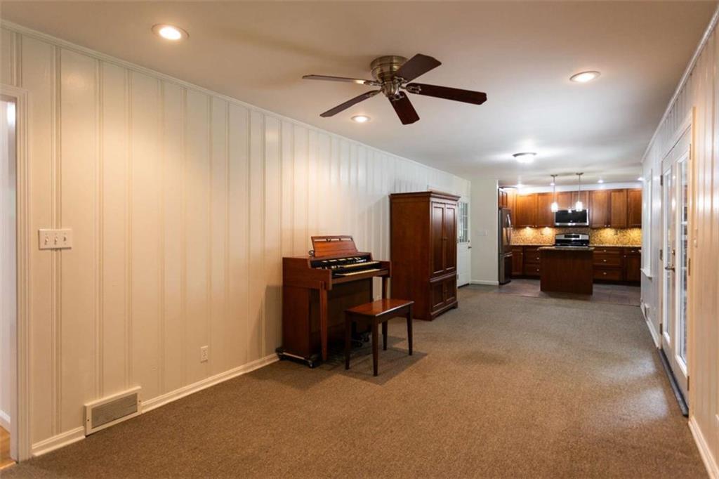 1025 Vistavia Circle Decatur, GA 30033 - Photo 26 of 56