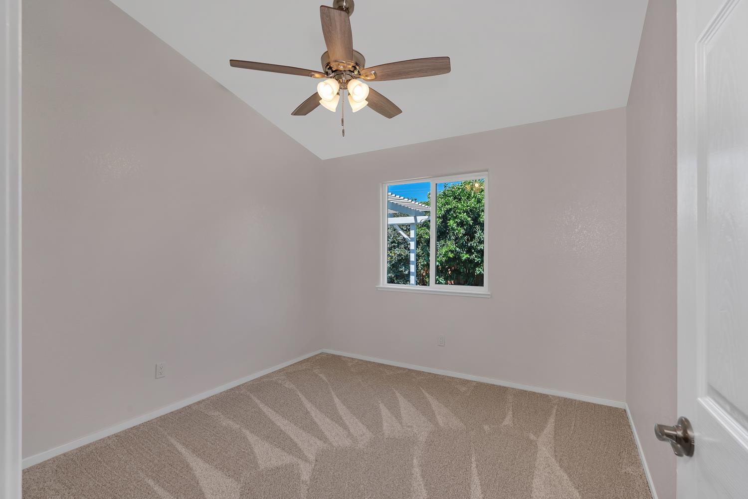 4611 Glimmer Lane Turlock, CA 95382 - Photo 21 of 45