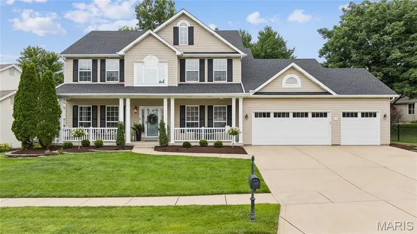 $565,000 | 510 Quarterhorse Trail, St. Peters, MO 63376