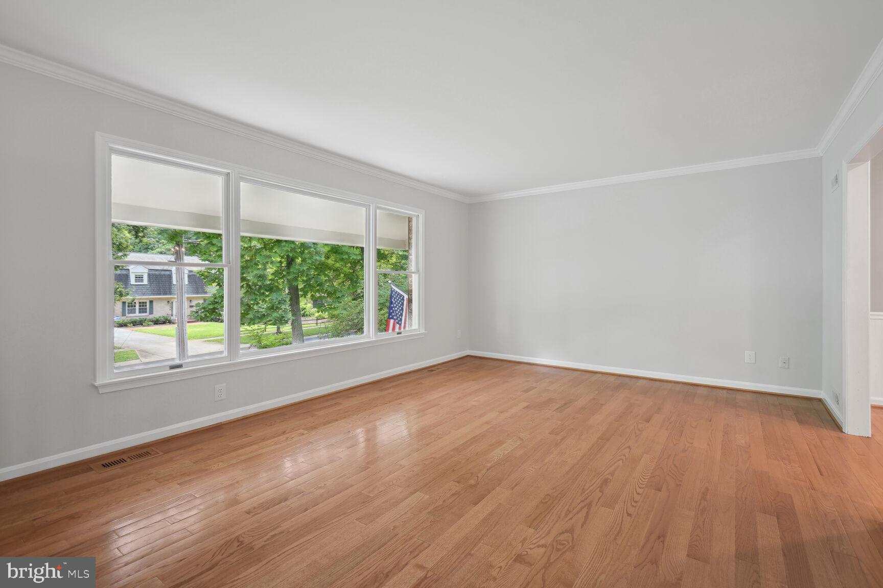 2270 Glenmore Terrace Rockville, MD 20850 - Photo 8 of 30