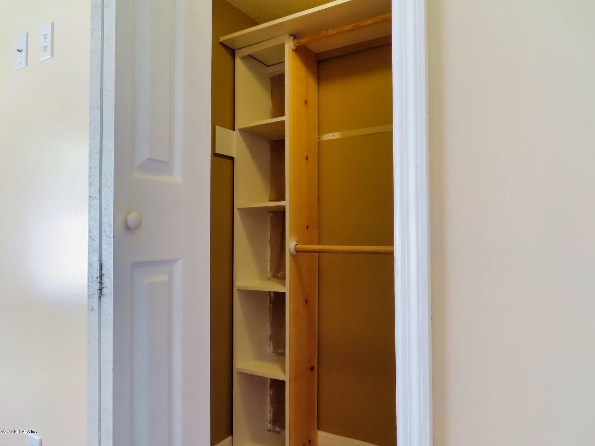 128 Hoover Road Palatka, FL 32177 - Photo 50 of 55 Master bedroom with walk-in closet.