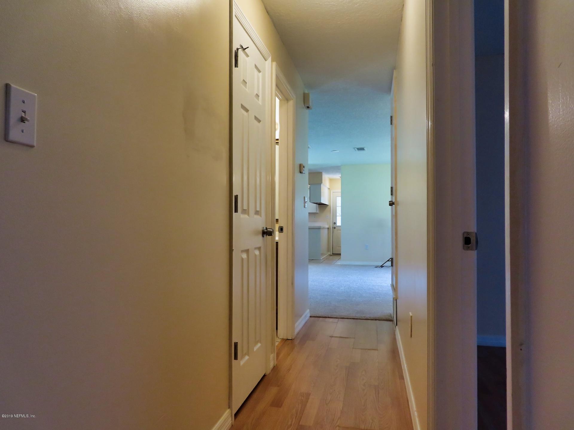 128 Hoover Road Palatka, FL 32177 - Photo 55 of 55 Hallway to living room...