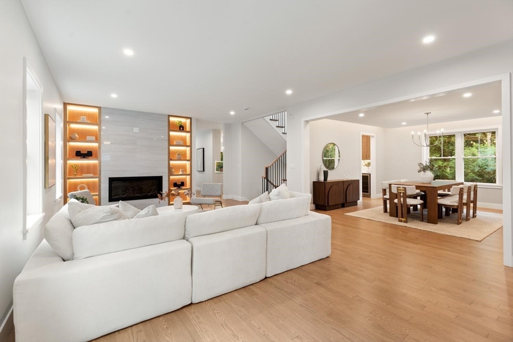 89 Spring Street Lexington, MA 02421 - Photo 4 of 42
