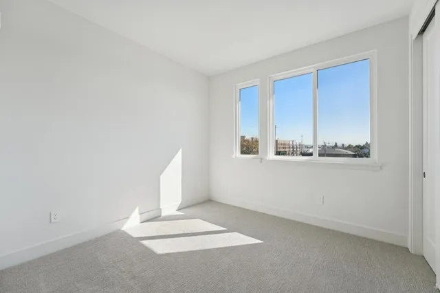 $1,174,961 | 1933-1933 Grand Street, Alameda, CA 94501