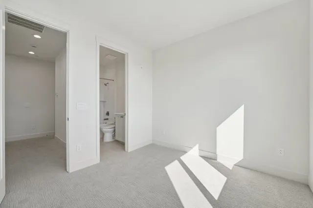 $1,174,961 | 1933-1933 Grand Street, Alameda, CA 94501