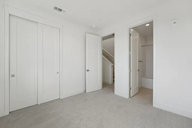 $1,174,961 | 1933-1933 Grand Street, Alameda, CA 94501