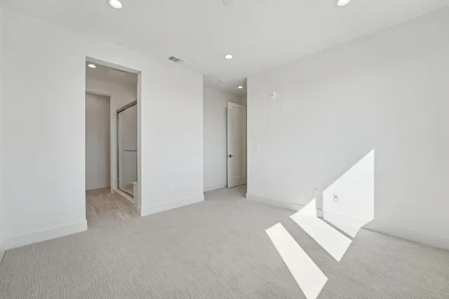 $1,174,961 | 1933-1933 Grand Street, Alameda, CA 94501