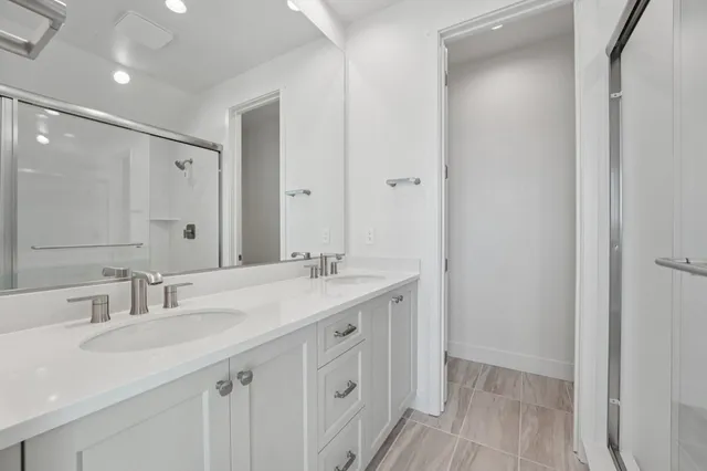 $1,174,961 | 1933-1933 Grand Street, Alameda, CA 94501