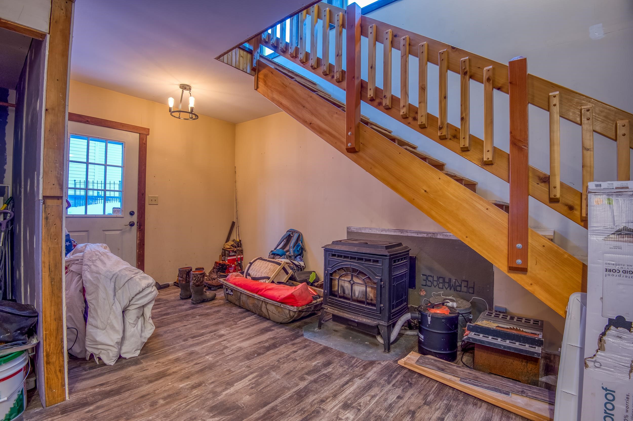 56 Cascade Street Berlin, NH 03570 - Photo 5 of 32