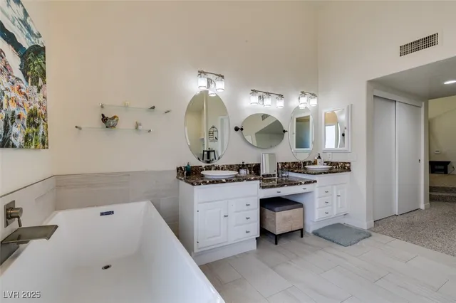 $3,600 | 5133 Southern Hills Lane, Las Vegas, NV 89113