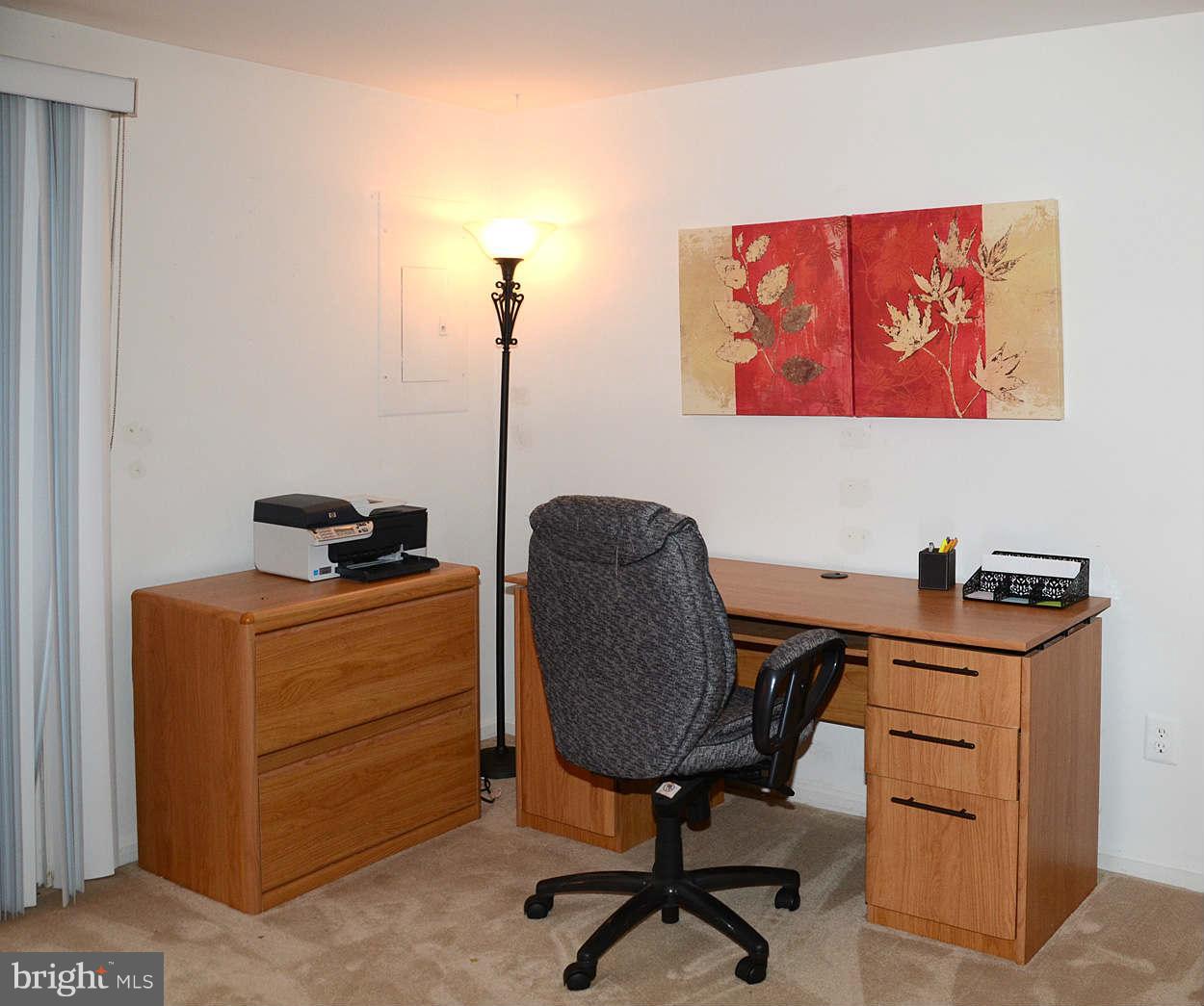 11918 Crosswind Court Reston, VA 20194 - Photo 22 of 28 Family Room