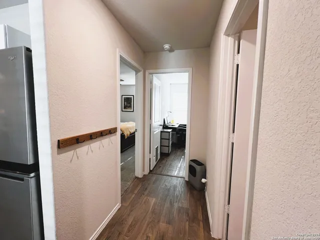 $275,000 | 4414 Lake Ritter Street, St. Hedwig, TX 78152