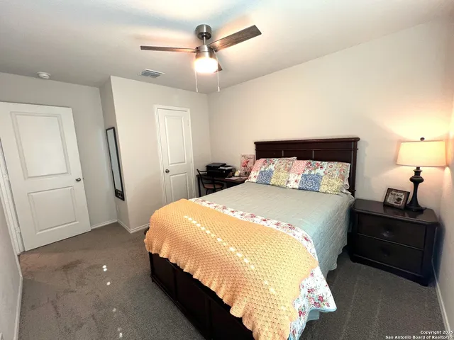 $275,000 | 4414 Lake Ritter Street, St. Hedwig, TX 78152