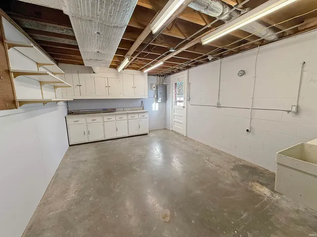 $289,900 | 9119 Old State Road, Evansville, IN 47711