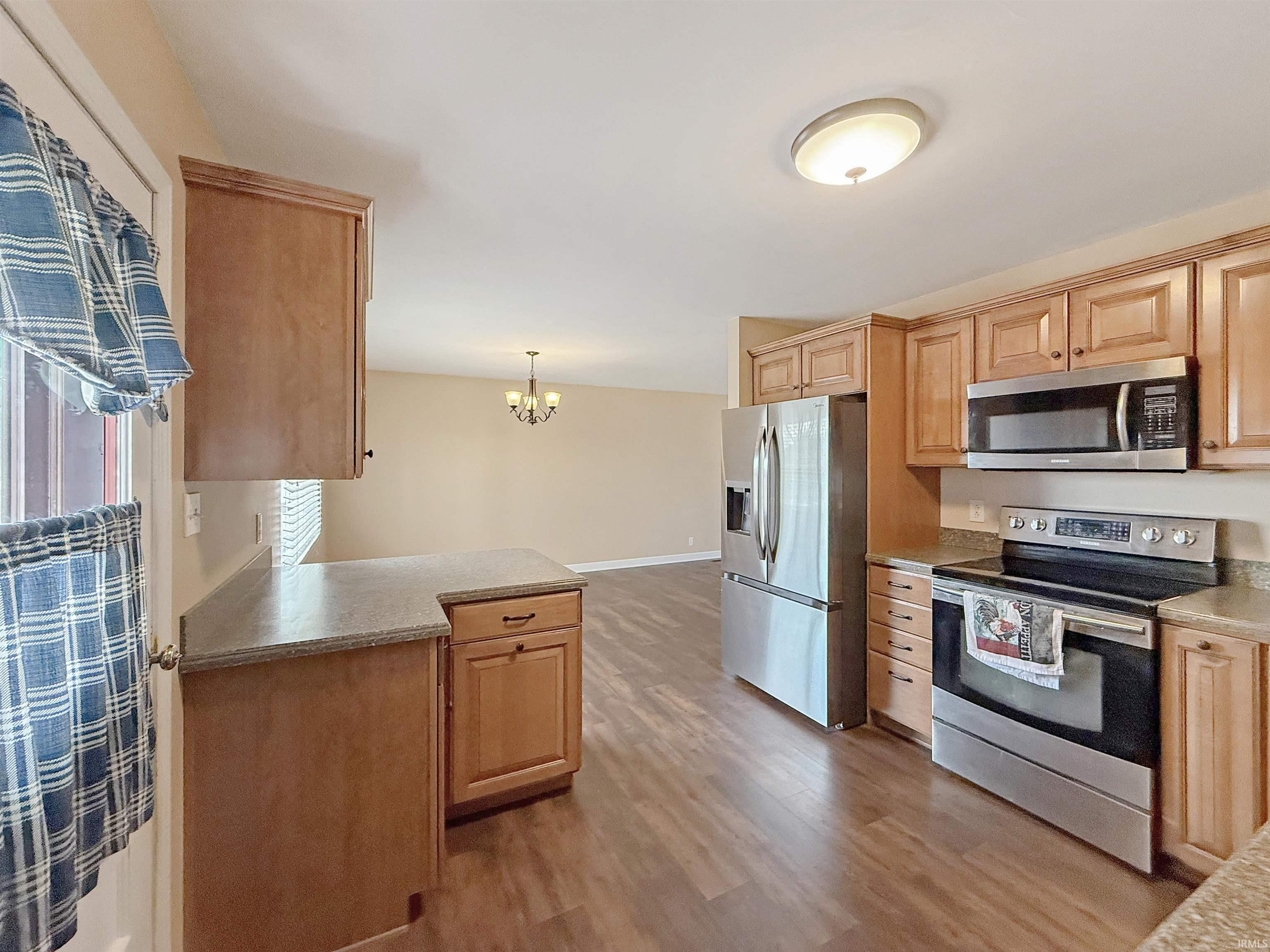 9119 Old State Road Evansville, IN 47711 - Photo 6 of 35