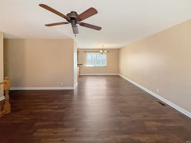 $289,500 | 9119 Old State Road, Evansville, IN 47711