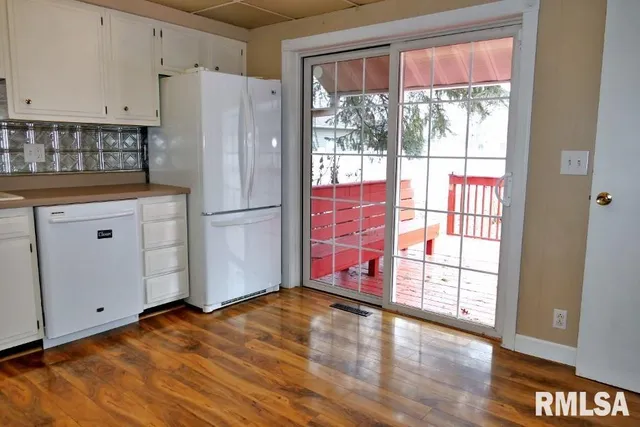 $164,900 | 4922 North Endres Avenue, Peoria, IL 61614