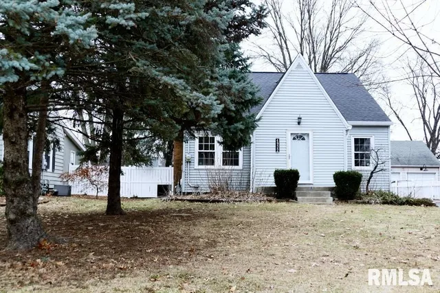 $164,900 | 4922 North Endres Avenue, Peoria, IL 61614