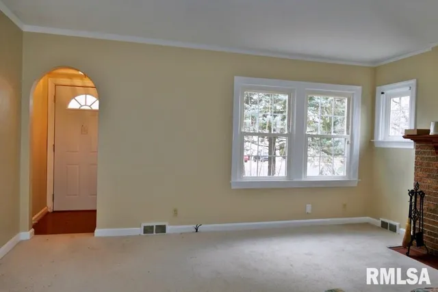 $164,900 | 4922 North Endres Avenue, Peoria, IL 61614