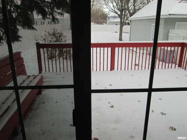 $169,900 | 4922 North Endres Avenue, Peoria, IL 61614