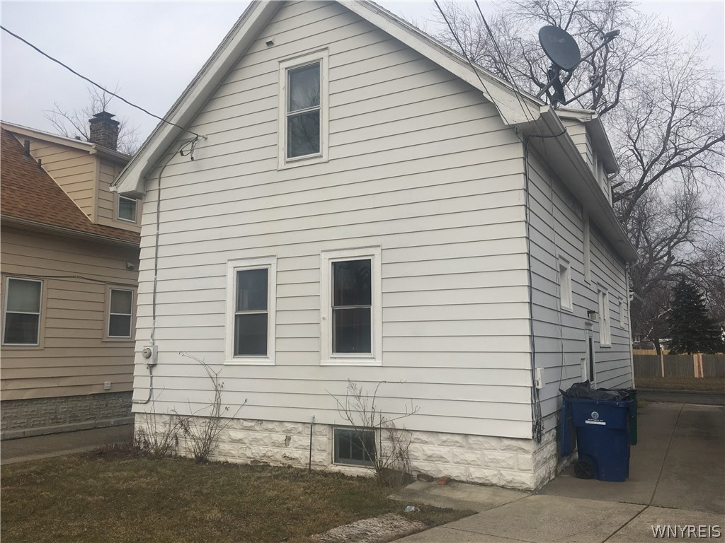 26 St Marys Road Buffalo, NY 14211 - Photo 4 of 4