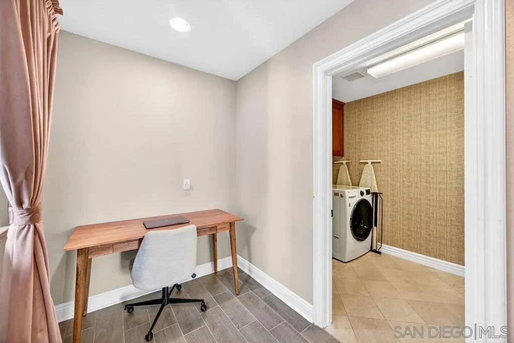 4345 Shoreline Way, Unit 3 Oceanside, CA 92056 - Photo 14 of 45