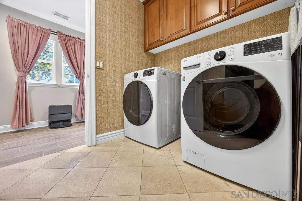 4345 Shoreline Way, Unit 3 Oceanside, CA 92056 - Photo 15 of 45