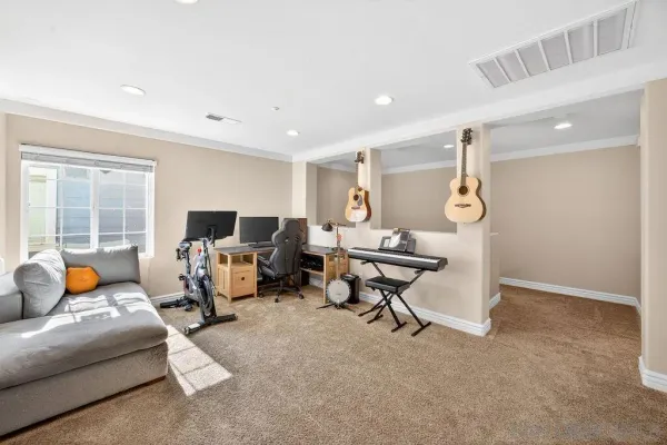 $839,999 | 4345 Shoreline Way, Unit 3, Oceanside, CA 92056