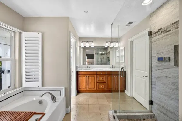 $839,999 | 4345 Shoreline Way, Unit 3, Oceanside, CA 92056