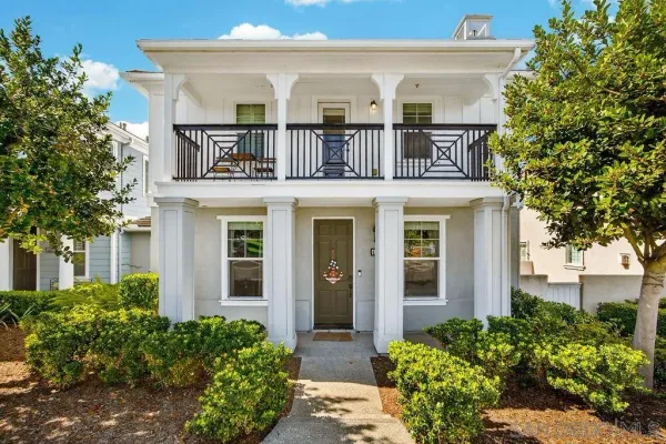 $839,999 | 4345 Shoreline Way, Unit 3, Oceanside, CA 92056