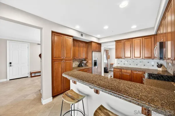 $839,999 | 4345 Shoreline Way, Unit 3, Oceanside, CA 92056