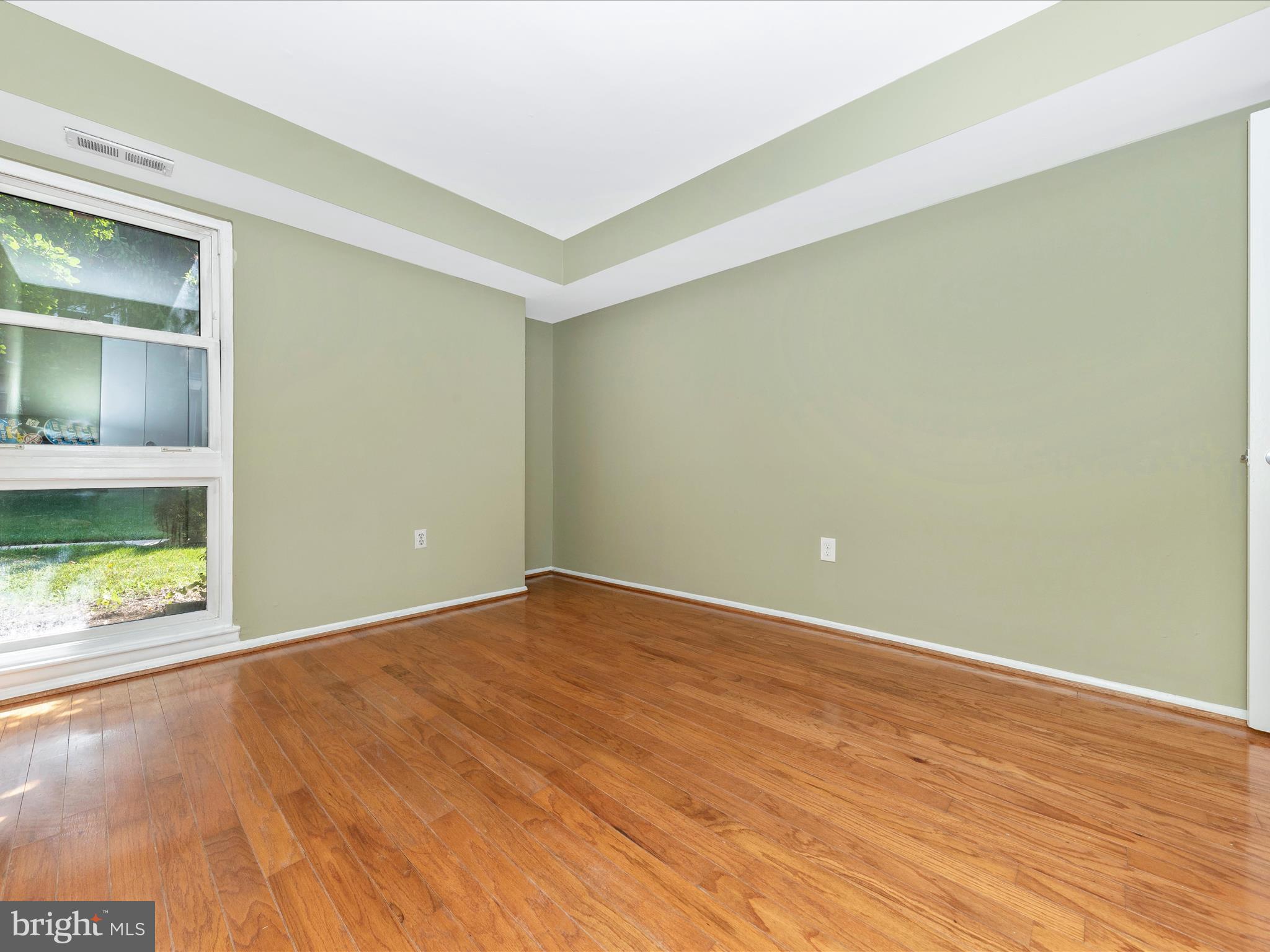 2340 Sun Valley Circle, Unit 2EF Silver Spring, MD 20906 - Photo 33 of 96 Bedroom 2