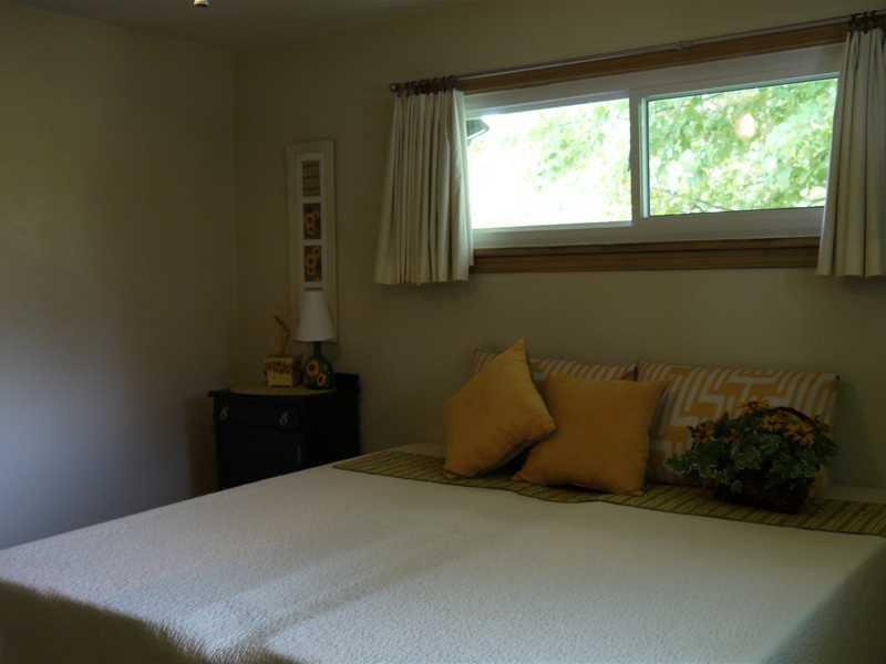 285 Coraopolis Road Coraopolis, PA 15108 - Photo 14 of 19 Master Bedroom.