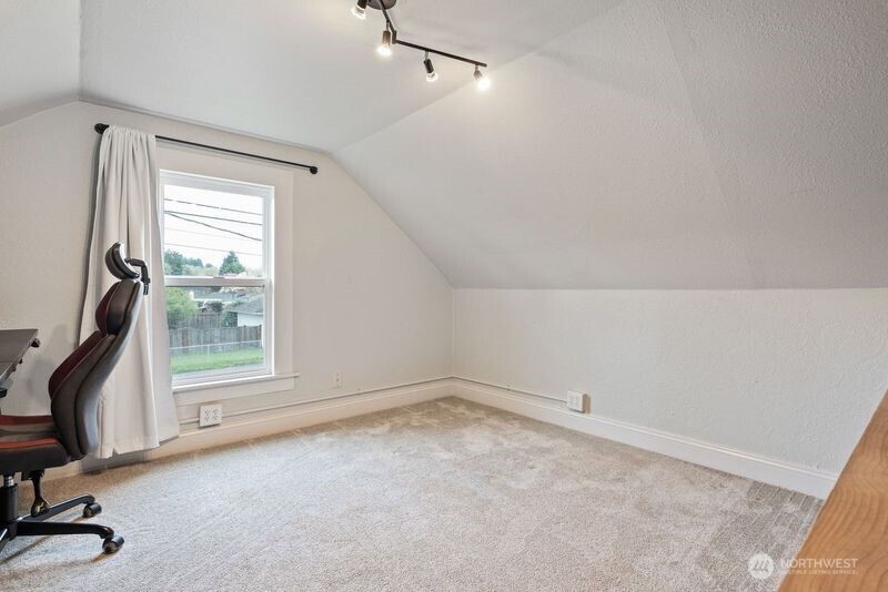 11 R Street Southeast Auburn, WA 98002 - Photo 22 of 38